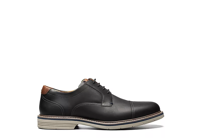 Florsheim Mens Norwalk Cap Toe Oxford - Black 4 Florsheim Mens Norwalk Cap Toe Oxford - Black - Image 2